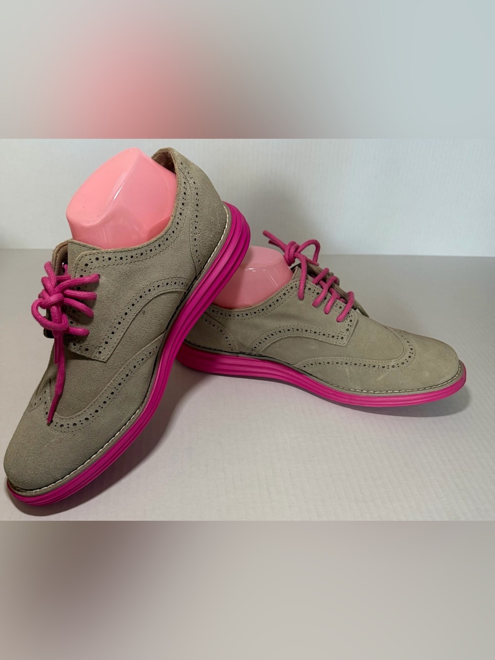 New RARE Skechers Groove Lite Suede Wingtip Women's Oxford Shoes Taupe Pink 10